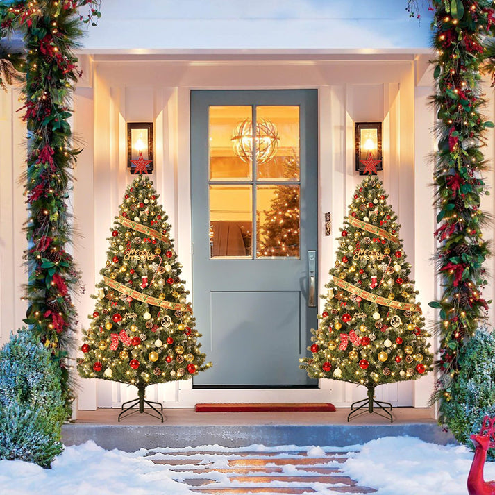 Árbol de Navidad decorando diferentes espacios